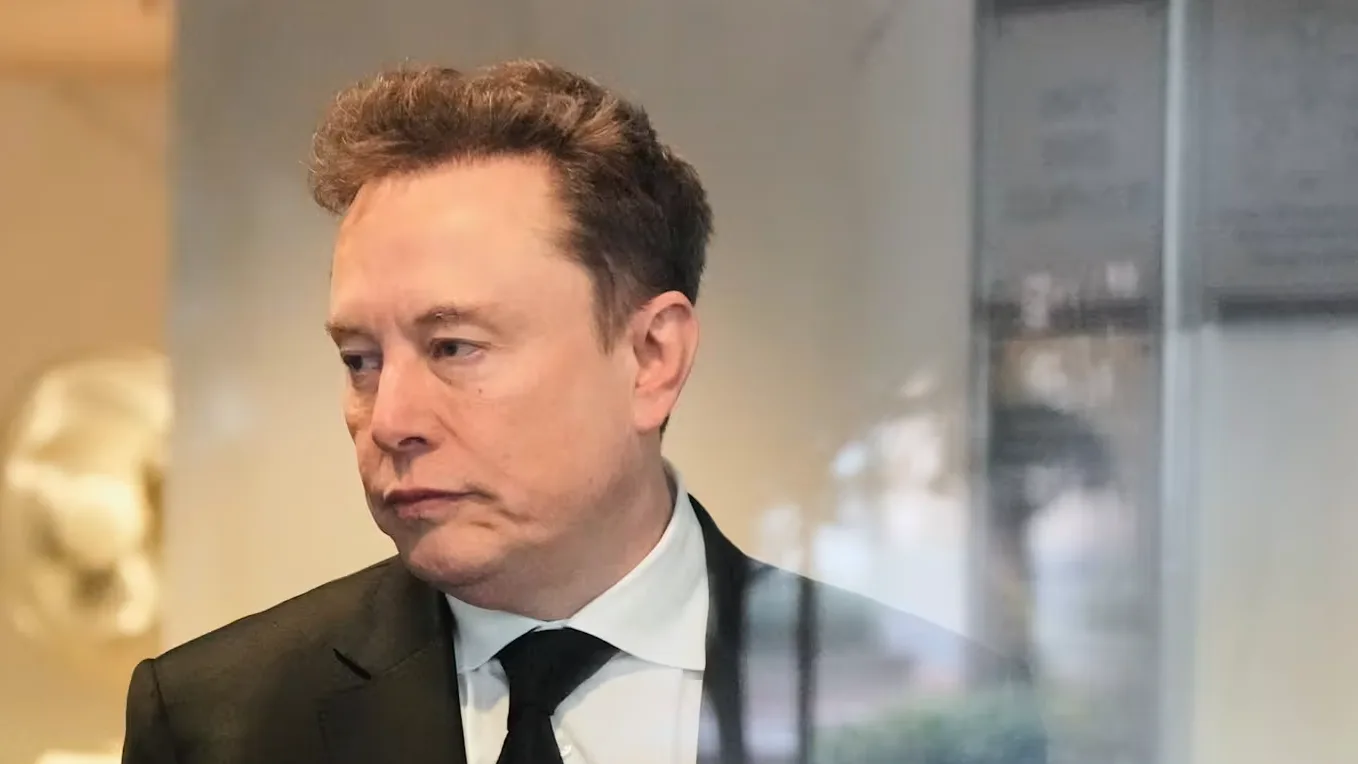 Jueza federal ve señales de alerta y frena acuerdo de Musk con la SEC Jueza federal ve señales de alerta y frena acuerdo de Musk con la SEC