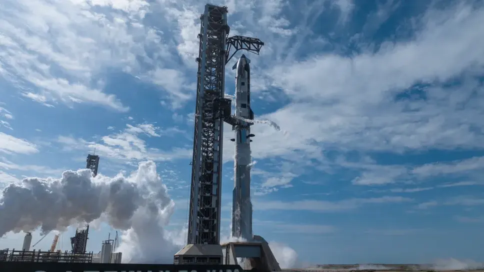 SpaceX completa por primera vez el abastecimiento del nuevo cohete Starship V3 SpaceX completa por primera vez el abastecimiento del nuevo cohete Starship V3